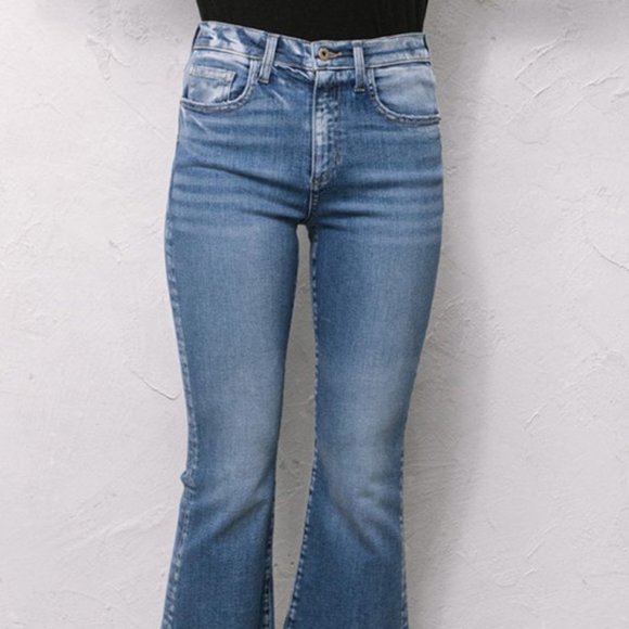 Women's Cropped Flare Jeans - Picture 4 of 7